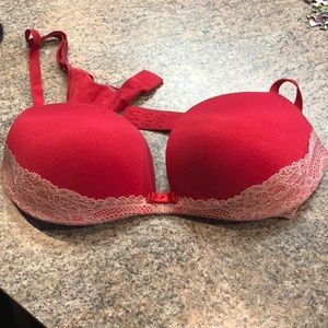victoria’s secret push-up bra,